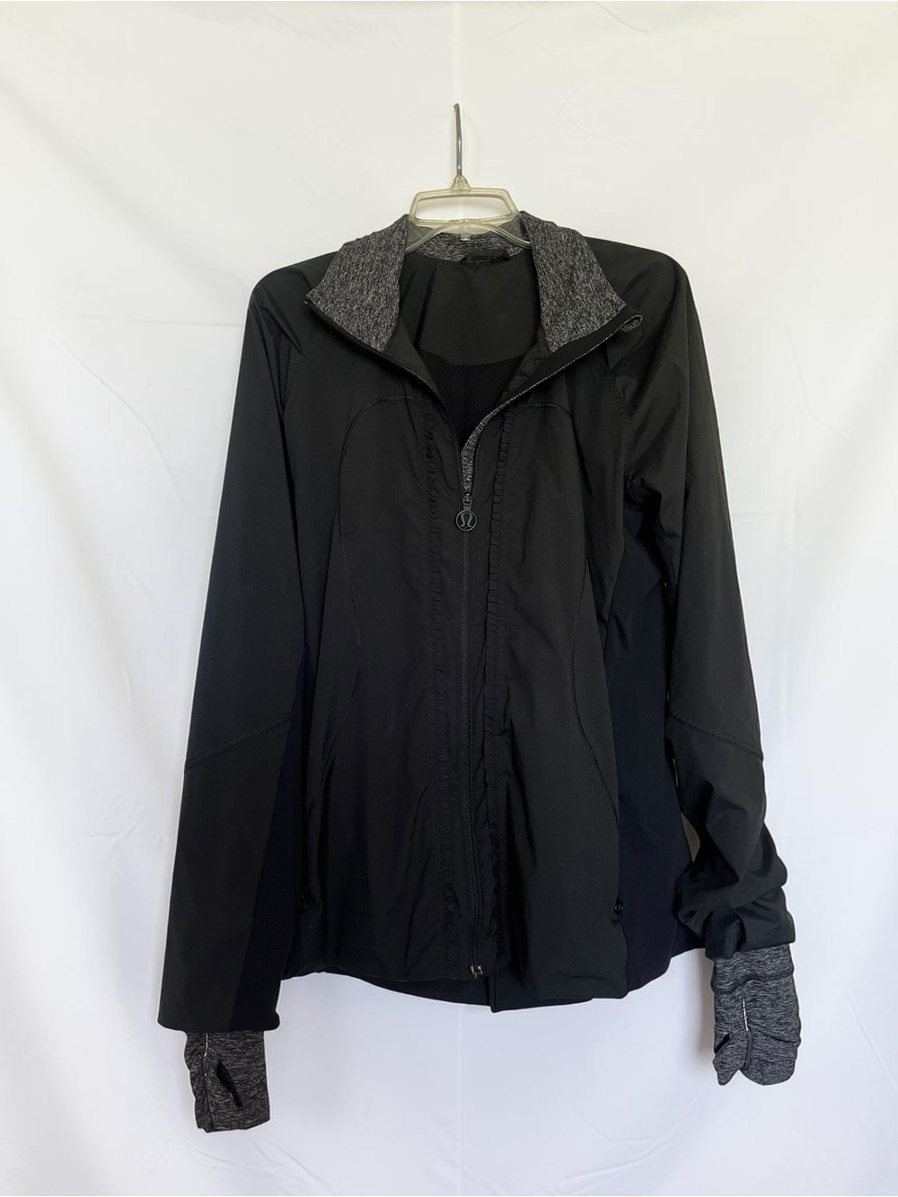 Lululemon OG Vintage Black Zip Up Workout Jacket in Medium